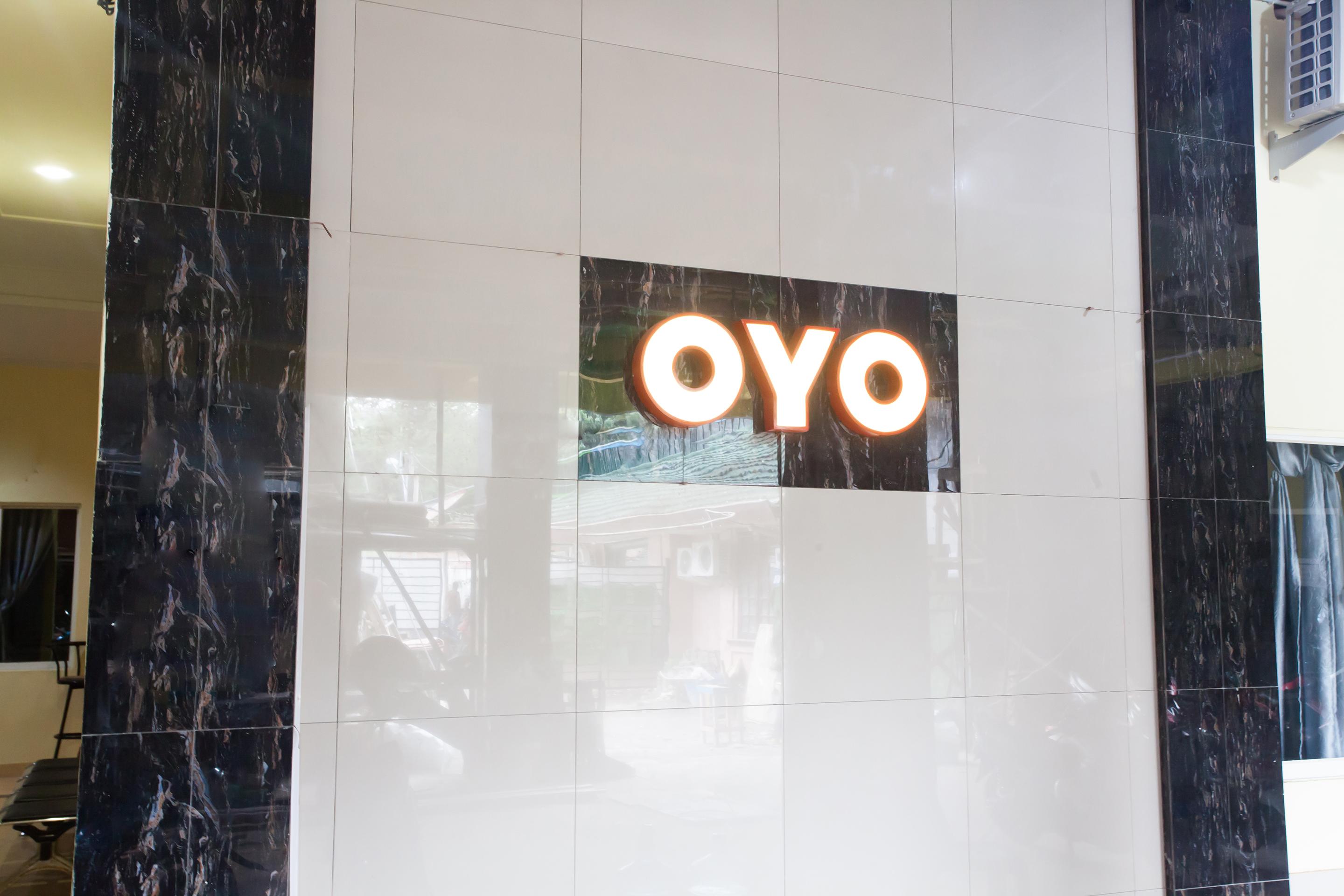 Oyo 990 Stadion Residence Syariah Medan Dış mekan fotoğraf